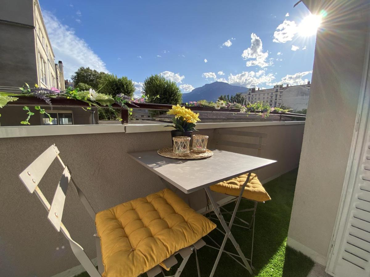 Le Bourget, Grand Appartement Proche Du Centre Grenoble Exterior foto
